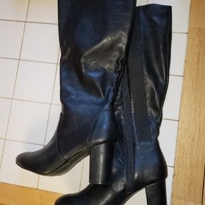 Torrid brand size 9.5 wide knee high boots